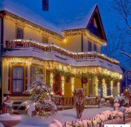 ChristmasHouse.jpg