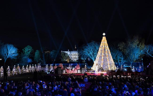 20171223105430_19192.jpg DC-national-christmas-tree-XMAS1215.jpg