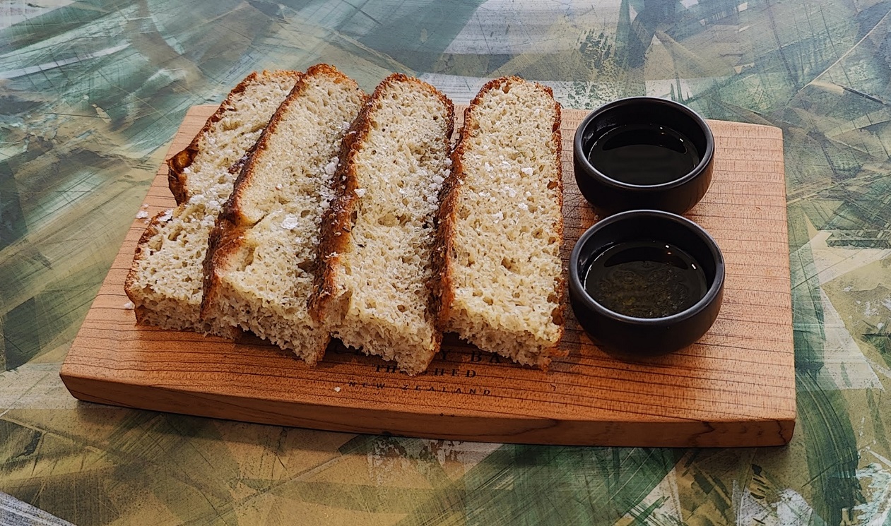 0-5-1 FʽI Focaccia bread.jpg