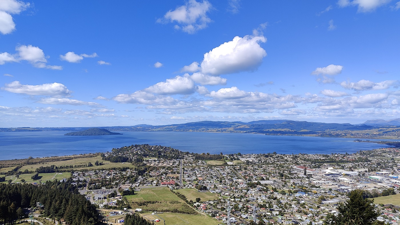 4 Lake Rotorua ³ߺ.jpg