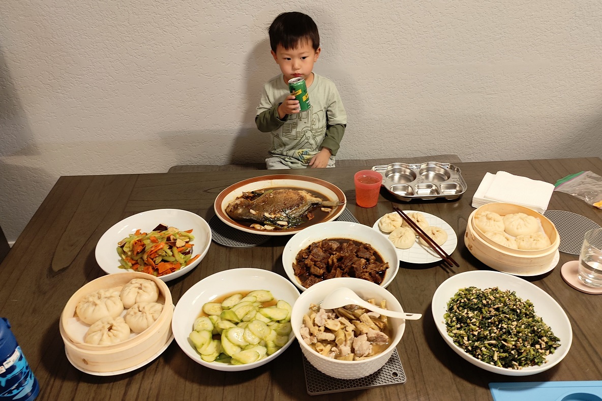 20241111044231_19489.jpg 4-1 三世包子一口不吃.jpg