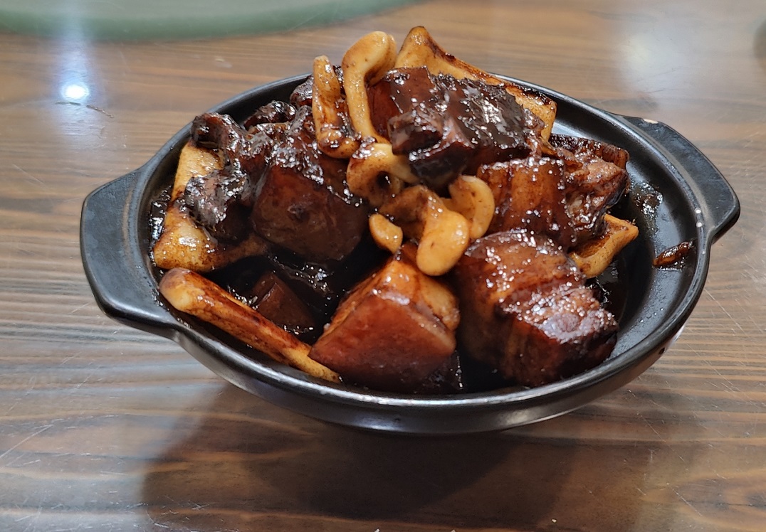 20250211044014_74497.jpg 4-3 墨魚東坡肉.jpg