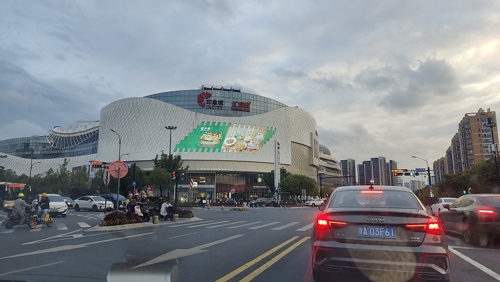 20250215044252_77403.jpg 0-0 打的去印象城.jpg