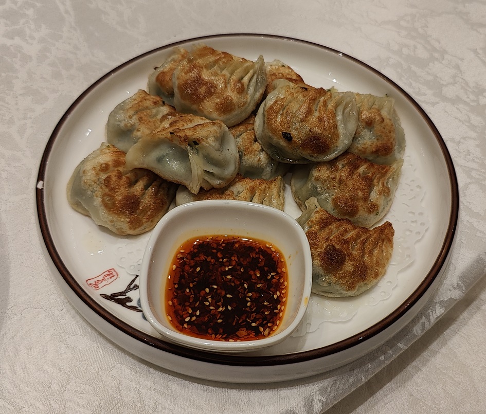 20250319055640_22462.jpg 4-2 煎餃.jpg