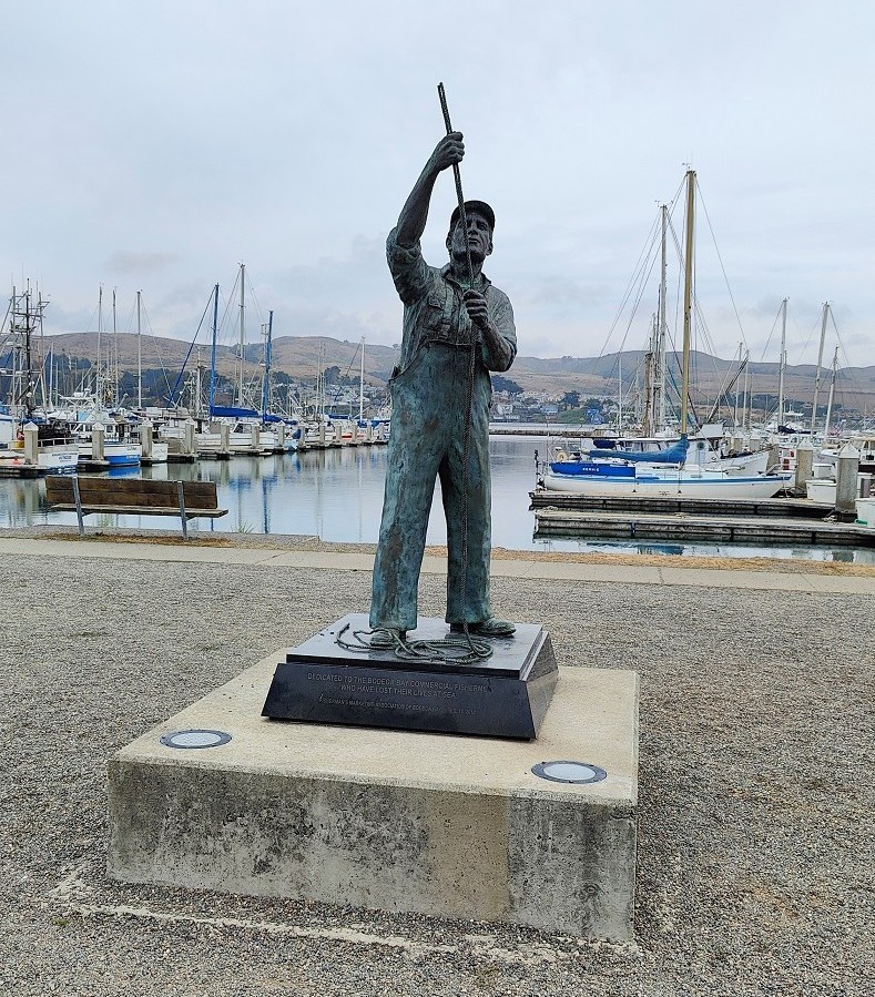 20250515040156_40580.jpg 1-0 紀念為漁業獻身大海的漁夫們.jpg