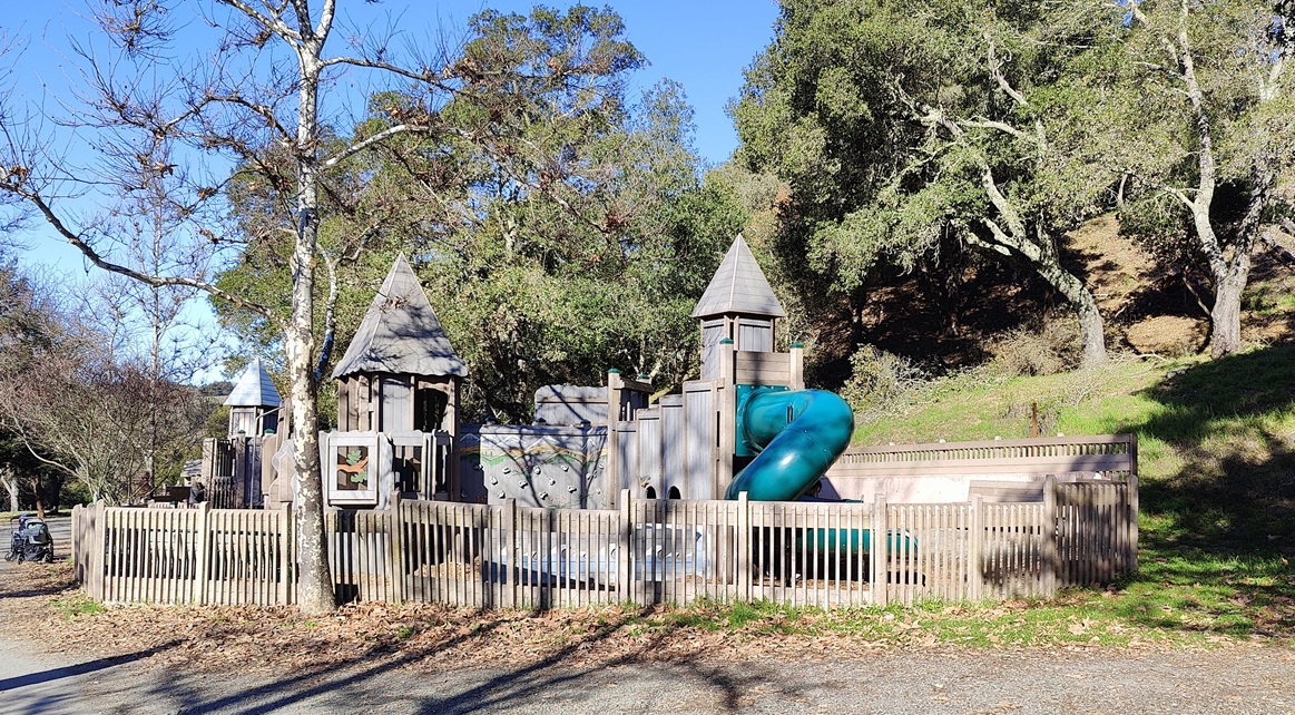 4 ;����ͯ���ֳ�-Playground.jpg